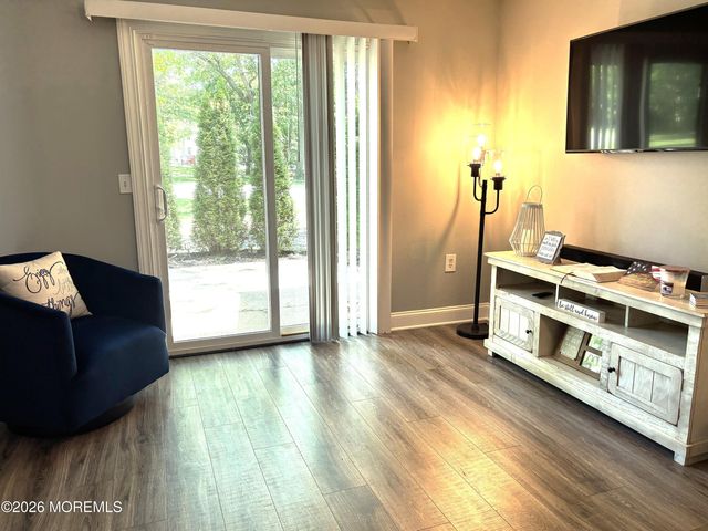 1101 Fern Court, Jackson, NJ 08527