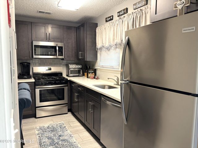 1101 Fern Court, Jackson, NJ 08527