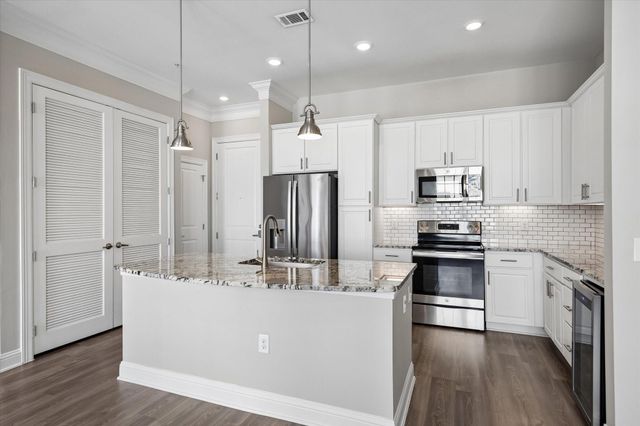 2111 Austin Street 628, Houston, TX 77002