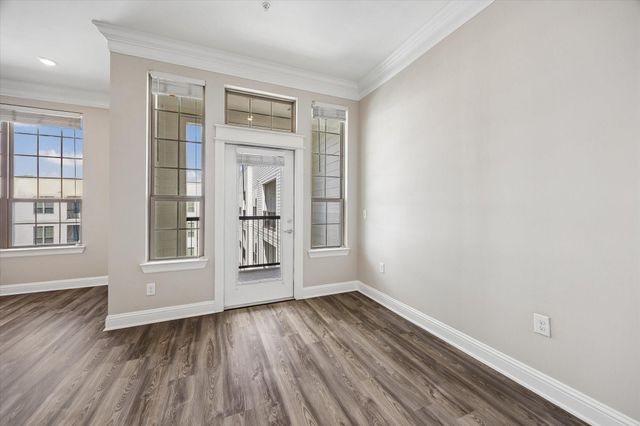 2111 Austin Street 628, Houston, TX 77002