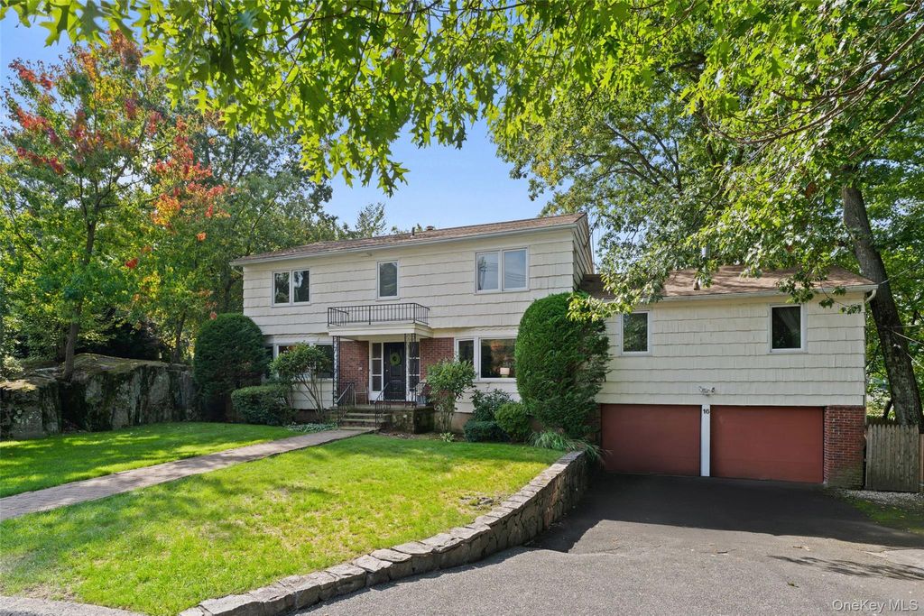 16 Cadillac Drive, New Rochelle, NY 10804 — photo 2