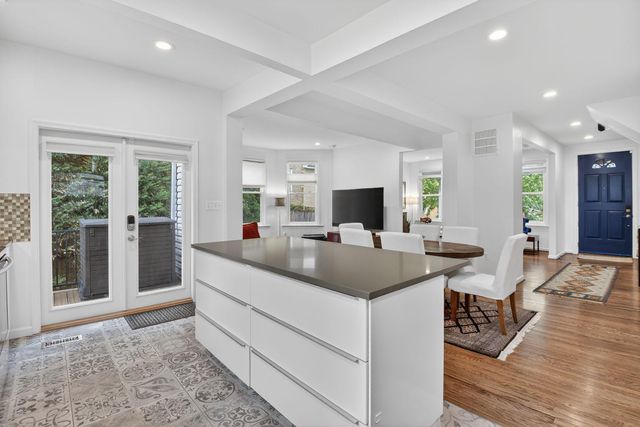 1205 EMERSON ST NW, Washington, DC 20011