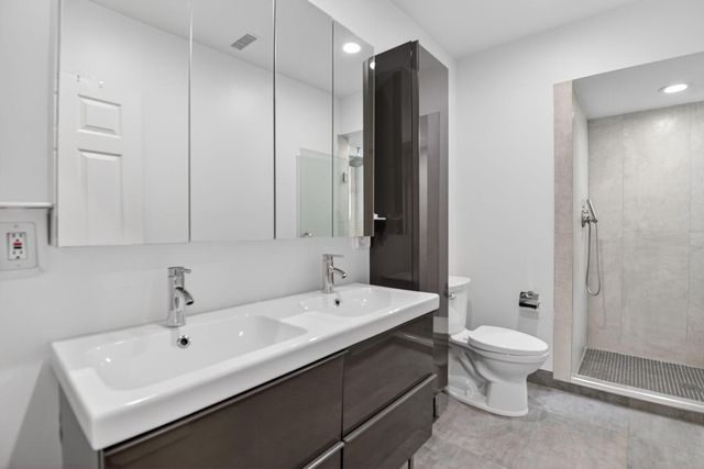 1205 EMERSON ST NW, Washington, DC 20011