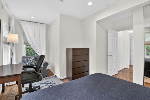 1205 EMERSON ST NW, Washington, DC 20011