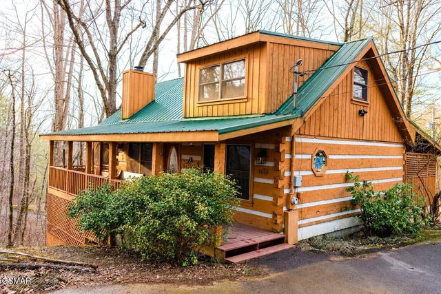 1655 S Mountain View Road, Sevierville, TN 37876