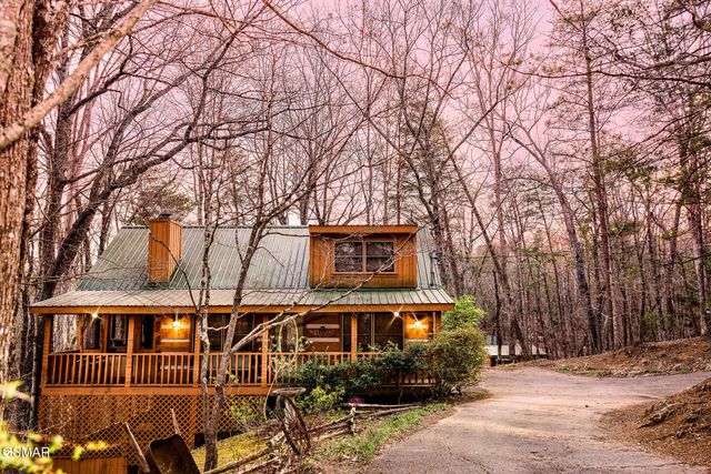 1655 S Mountain View Road, Sevierville, TN 37876