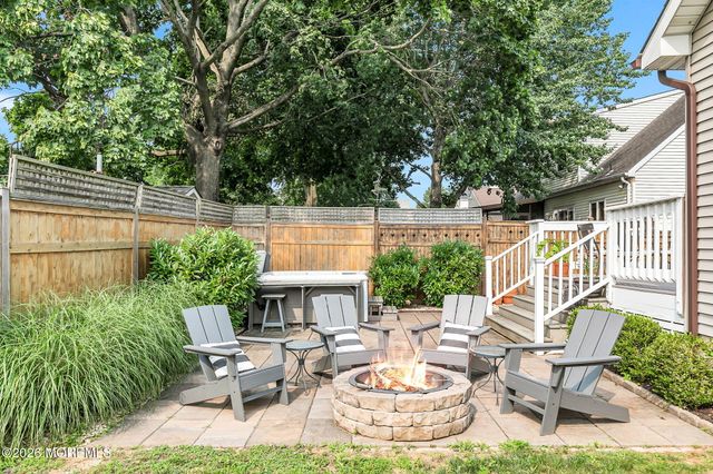 62 Black Point Road, Rumson, NJ 07760