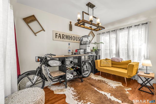 116 Meadowside Road, Milford, CT 06460