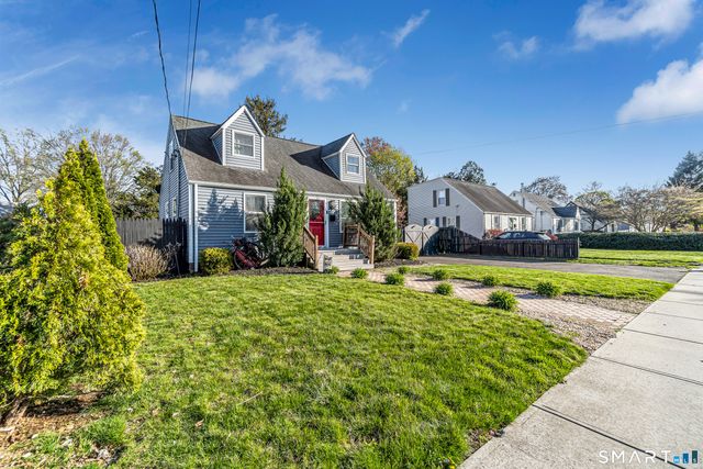 116 Meadowside Road, Milford, CT 06460