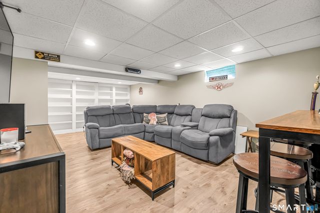 116 Meadowside Road, Milford, CT 06460