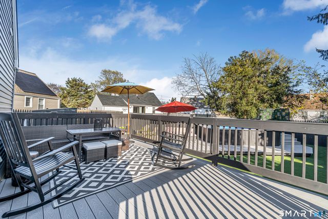 116 Meadowside Road, Milford, CT 06460