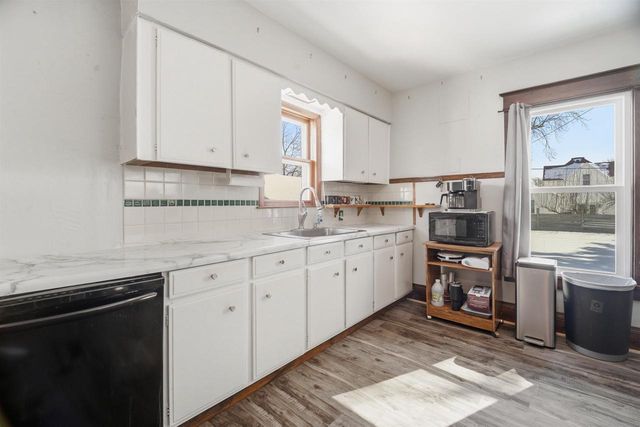 923 W ELSIE STREET, Appleton, WI 54913