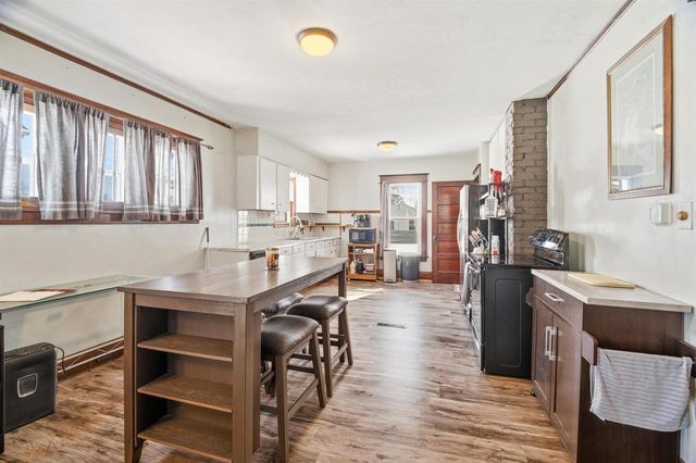 923 W ELSIE STREET, Appleton, WI 54913