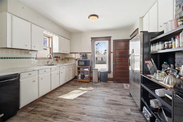 923 W ELSIE STREET, Appleton, WI 54913