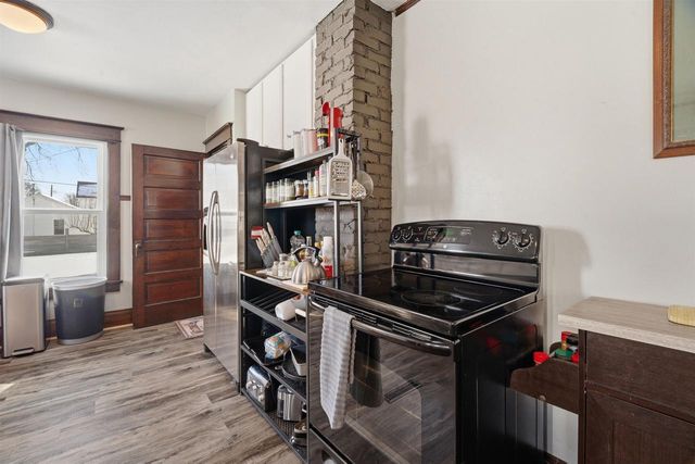 923 W ELSIE STREET, Appleton, WI 54913