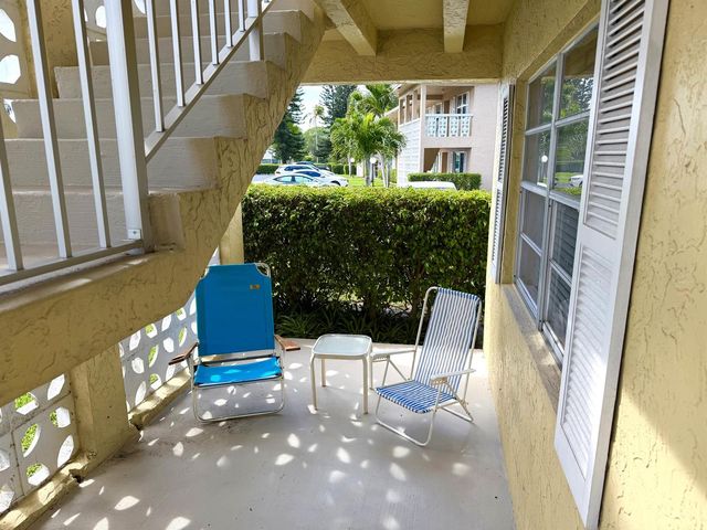 1141 Violet Terrace 101, Delray Beach, FL 33445
