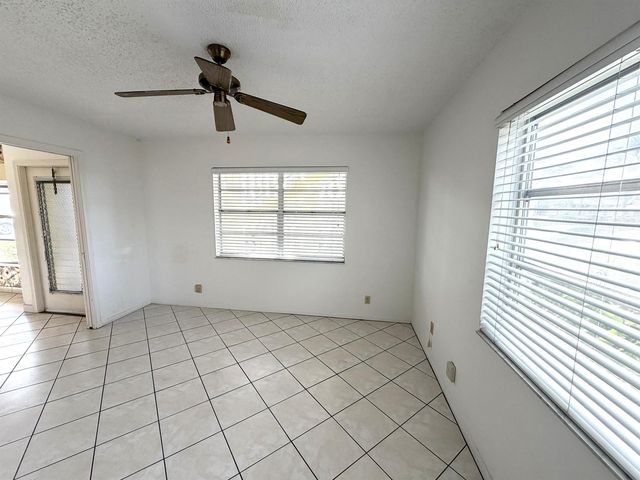 1141 Violet Terrace 101, Delray Beach, FL 33445