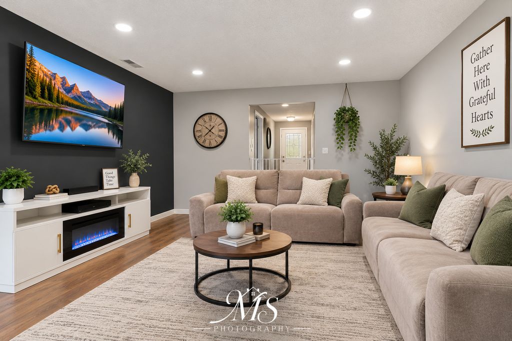 1713 Fulton Lane, Hanover Park, IL 60133 — photo 3