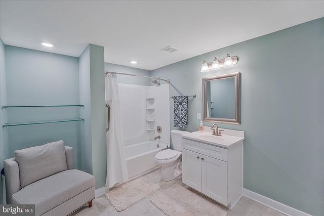 12411 GENERAL MAHONE DR, Fredericksburg, VA 22407