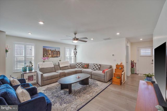 12411 GENERAL MAHONE DR, Fredericksburg, VA 22407