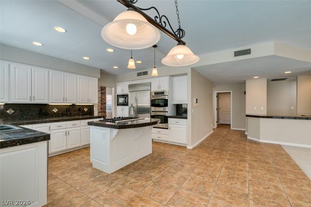 8324 Granite Lake Drive, Las Vegas, NV 89128