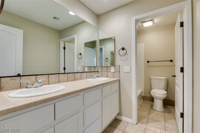 8324 Granite Lake Drive, Las Vegas, NV 89128