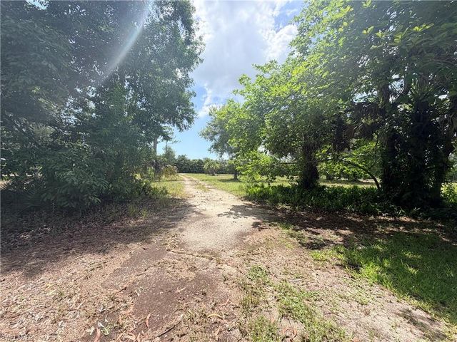 Sophomore LN, Fort Myers, FL 33912