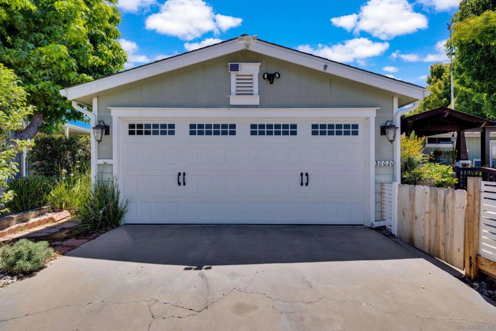 38020 Calle Confite, Murrieta, CA 92563