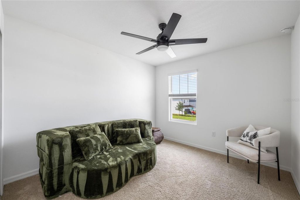 Image 26 of property listing at 11574 BUOY POINT PLACE, Orlando, FL 32832