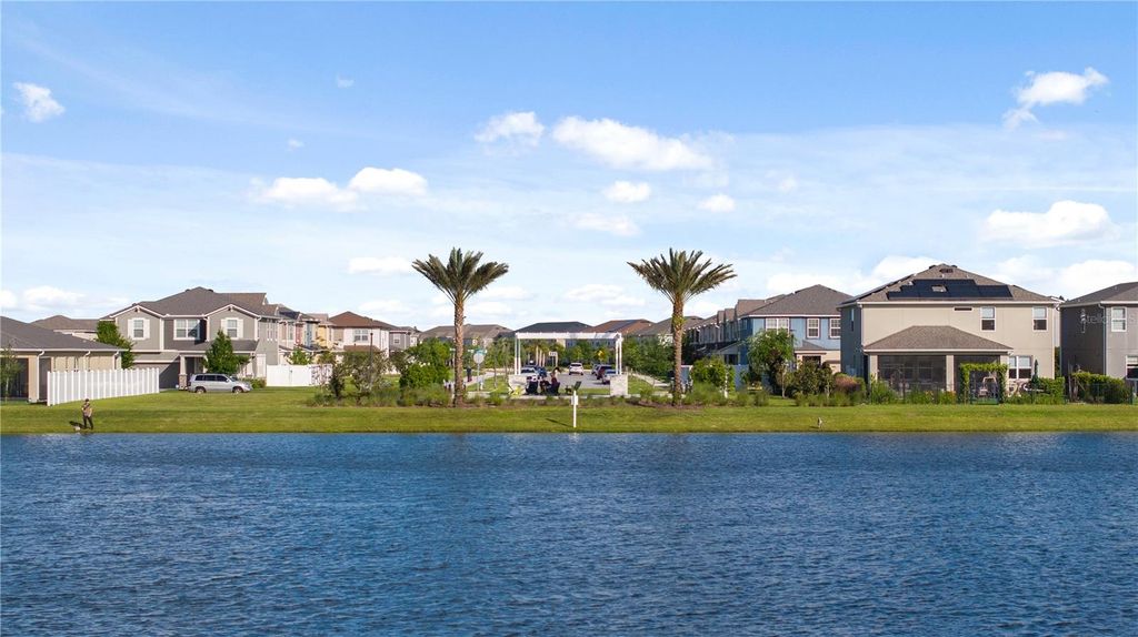 Image 32 of property listing at 11574 BUOY POINT PLACE, Orlando, FL 32832