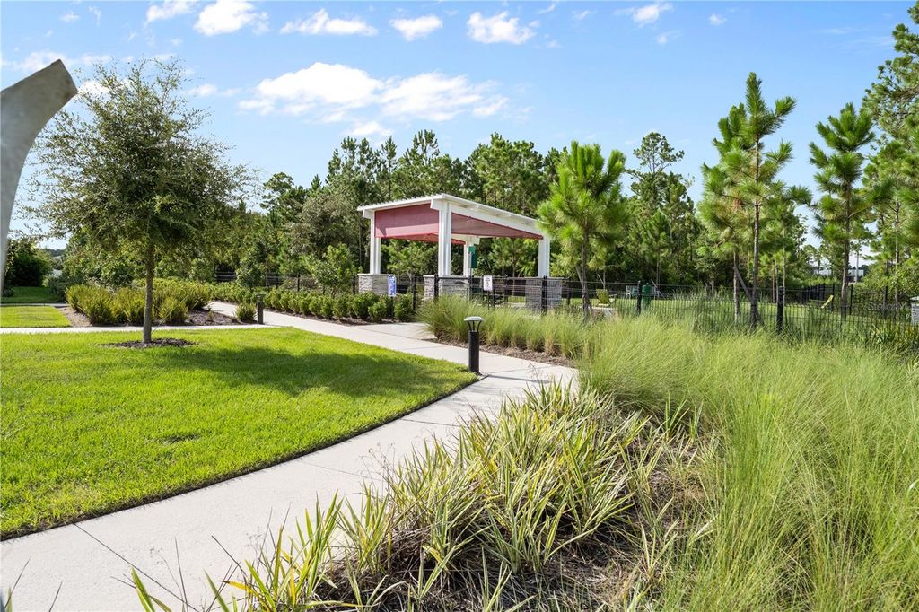 Image 34 of property listing at 11574 BUOY POINT PLACE, Orlando, FL 32832