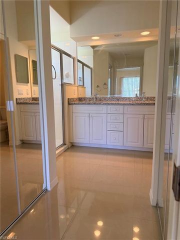 8216 Ibis Cove CIR B215, Naples, FL 34119