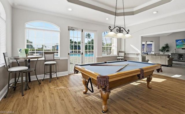 8216 Ibis Cove CIR B215, Naples, FL 34119