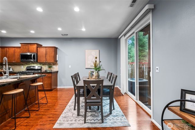 4228 E T Street, Tacoma, WA 98404