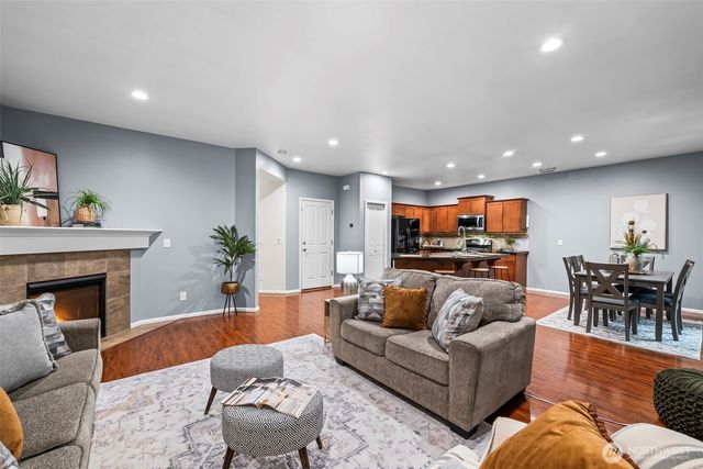 4228 E T Street, Tacoma, WA 98404