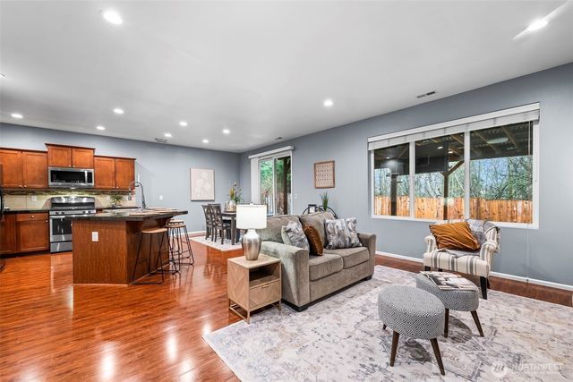 4228 E T Street, Tacoma, WA 98404