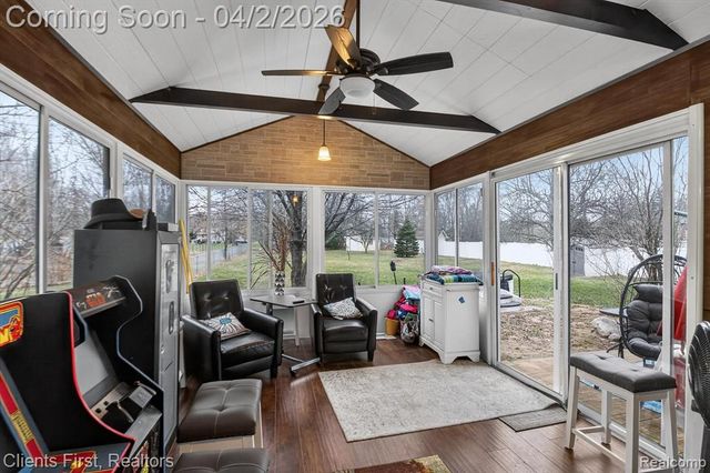 20369 Oporto Avenue, Livonia, MI 48152