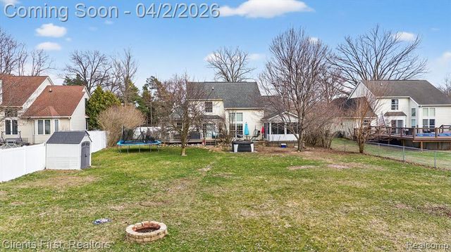 20369 Oporto Avenue, Livonia, MI 48152