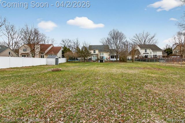 20369 Oporto Avenue, Livonia, MI 48152