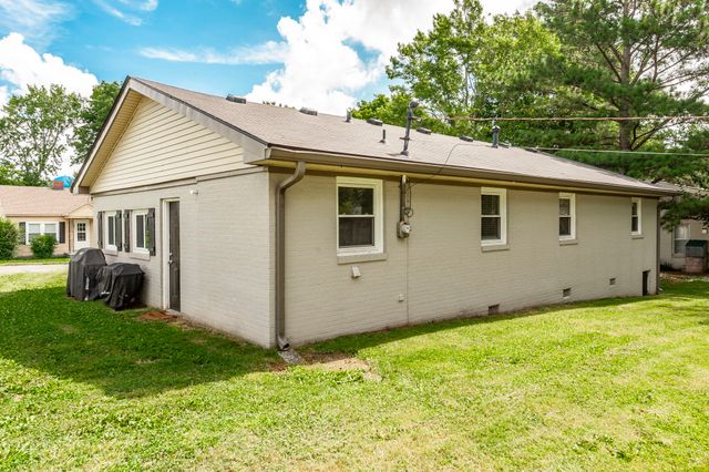 401 Weaver Ln, Springfield, TN 37172