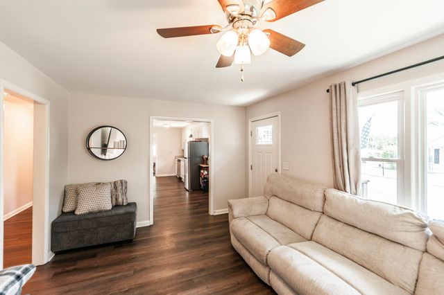401 Weaver Ln, Springfield, TN 37172