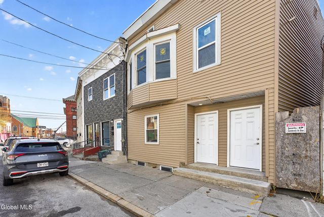 70 N Lake Avenue, Albany, NY 12206