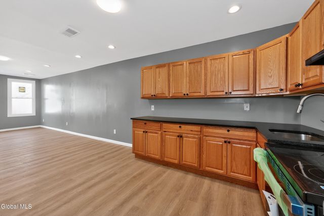 70 N Lake Avenue, Albany, NY 12206