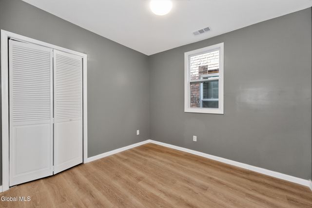 70 N Lake Avenue, Albany, NY 12206