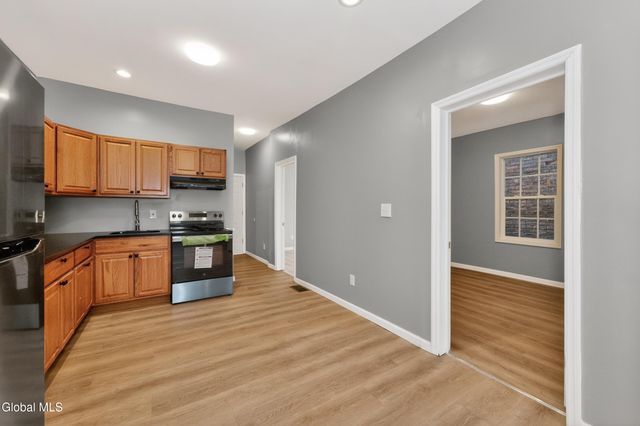 70 N Lake Avenue, Albany, NY 12206