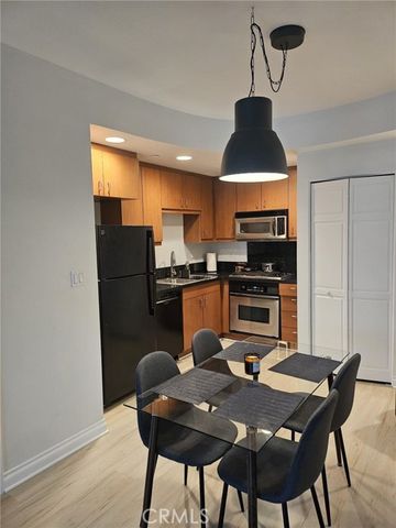 550 15th St. 703, San Diego, CA 92101