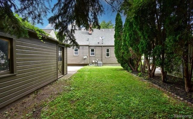 2420 Woodward Heights, Ferndale, MI 48220