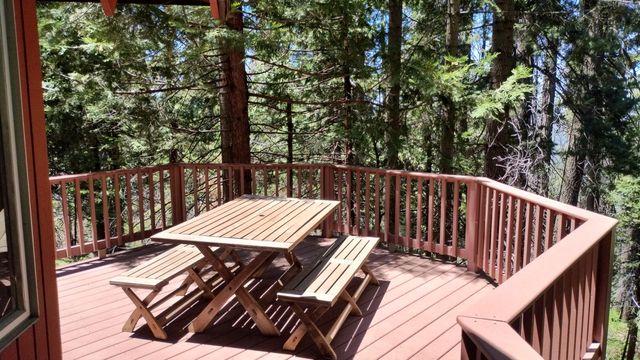 54706 Cedar Drive, Sequoia Crest, CA 93265