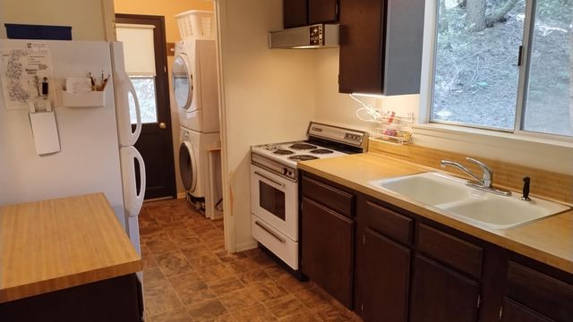 54706 Cedar Drive, Sequoia Crest, CA 93265