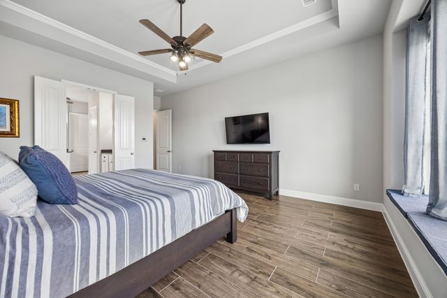 1223 Eagle Glen Pass, Gunter, TX 75058